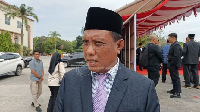 
					foto : Kepala Disdikpora PPU, Andi Singkerru, (Dok : CahayaBorneo/AJI)