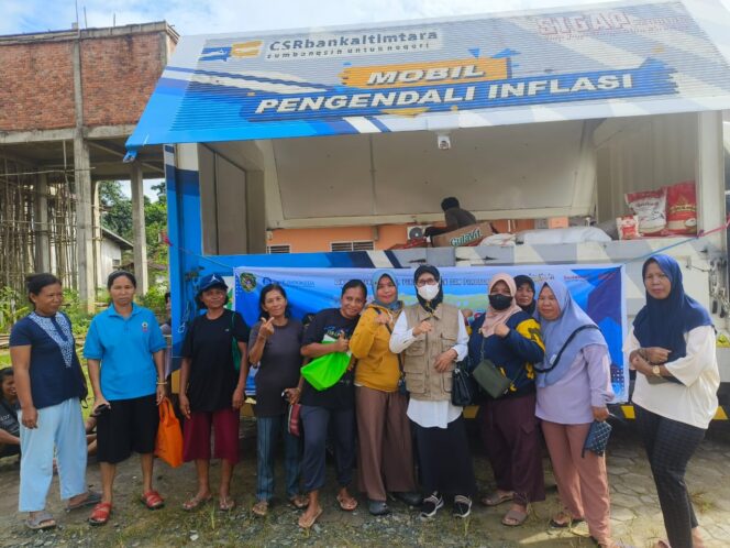 
					foto : kegiatan oprasi pasar murah yang dilakukan oleh Diskukmperindag PPU, (Dok istimewa)