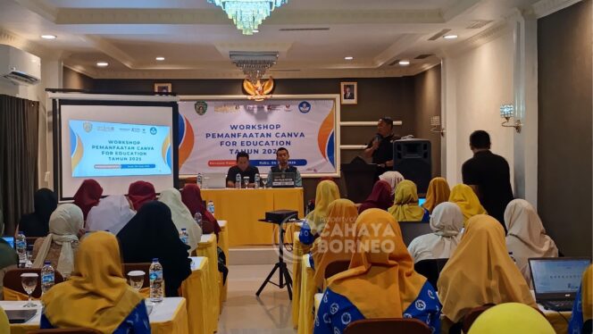
					foto : kegiatan Canva for Education tahun 2025 yang dilaksanakan di The Rich Hotel (Dok : CahayaBorneo/AJI)