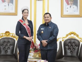 Foto: Bupati PPU Mudyat Noor Dukung Nabila Putri Giswatama Asal PPU dalam Ajang Putri Pariwisata Indonesia 2025. (DOK. Istimewa)