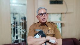 Foto : Pelaksana tugas (Plt) Kepala BKPSDM PPU, Ainie, saat bertemu di Pemkab PPU, (Dok : CahayaBorneo/AJI)