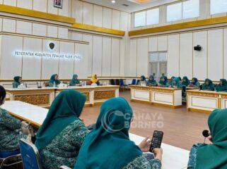 foto : Rapat kerja TP PKK PPU yang dilaksanakan di Kantor Pemkab PPU, Kamis (5/6/2025) (Dok : CahayaBorneo/DMS)