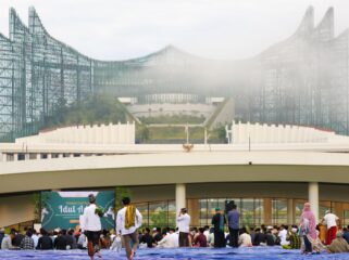 Sholat Iduladha 1446 H yang jatuh pada Jumat, 6 Juni 2025, berlangsung khidmat di kawasan Sentra Massa, Kawasan Inti Pusat Pemerintahan (KIPP), Ibu Kota Nusantara. Sekitar 700 jemaah. (DOK. OIKN)
