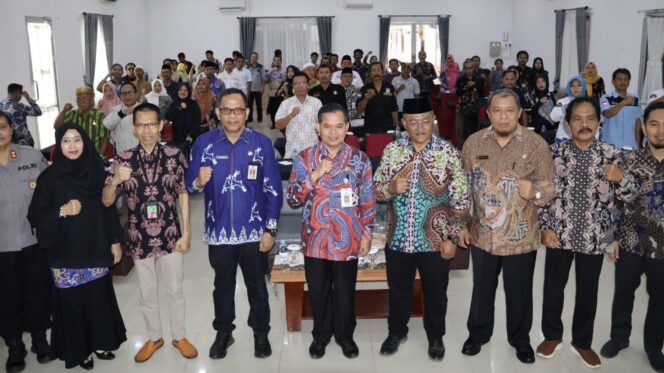 
					Foto: kegiatan Pembinaan dan Pemberdayaan Ormas yang dibuka secara resmi oleh Sekretaris Daerah (Sekda) PPU, Tohar (Dok. Humas PPU)
