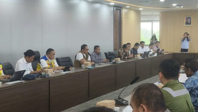 
					Foto: OIKN gelar rapat mediasi dan koordinasi di Balai Kota Nusantara, Kamis (10/7/2025). (DOK. Istimewa)