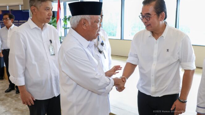 
					Foto: Otorita Ibu Kota Nusantara (OIKN) resmi melantik dua pejabat tinggi madya. (Dok. Humas OIKN)