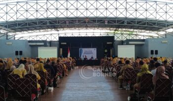 Foto : kegiatan sosialisasi survey penilaian integritas pengelolaan keuangan dan penyalahgunaan dana Bantuan Operasional Sekolah (BOS) pada satuan pendidikan seluruh Kecamatan PPU, (Dok : CahayaBorneo/AJI)