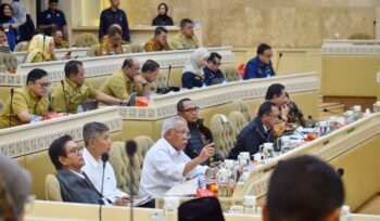 Foto: Otorita Ibu Kota Nusantara (IKN) mengikuti Rapat Kerja dan Rapat Dengar Pendapat bersama Komisi II Dewan Perwakilan Rakyat (DPR)  (Dok. Humas OIKN)