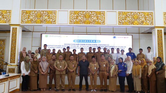 
					Foto: Kegiatan Sosialisasi Monitoring dan Evaluasi (Monev) Kepatuhan Badan Publik terhadap Keterbukaan Informasi Publik (Dok. DiskominfoPPU)