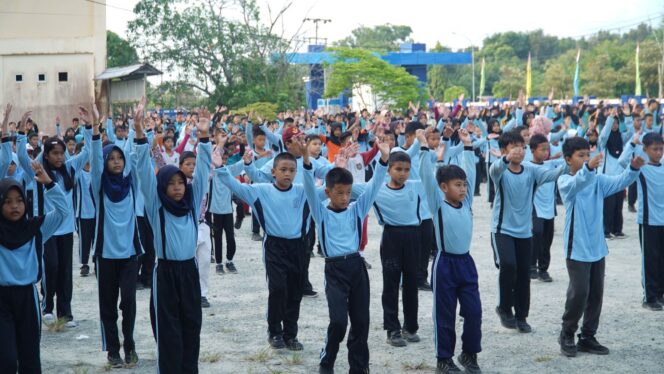 
					Foto: Kegiatan senam sehat massal dalam rangka memperingati Hari Anak Nasional (HANI) ke-41 Tahun 2025 (Dok. Humas PPU)