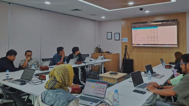 
					Foto: PT Pertamina Hulu Indonesia (PHI) menjadi tuan rumah dan koordinator pelaksanaan Pembahasan Teknis Program Kerja Aspek Perkapalan dan Kemaritiman untuk tahun anggaran 2026 (Dok. PHI)