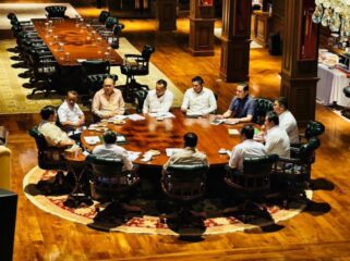 Foto: Presiden Prabowo Subianto menggelar serangkaian rapat secara intensif bersama sejumlah Menteri Kabinet Merah Putih di kediamannya yang terletak di Hambalang (Dok. Instagram/sekretariat.kabinet)