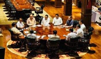 Foto: Presiden Prabowo Subianto menggelar serangkaian rapat secara intensif bersama sejumlah Menteri Kabinet Merah Putih di kediamannya yang terletak di Hambalang (Dok. Instagram/sekretariat.kabinet)