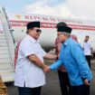 Foto: Tangkapan layar saat Presiden Republik Indonesia, Prabowo Subianto, tiba di Singapura (Dok. Youtube/@sekretariatpresiden)