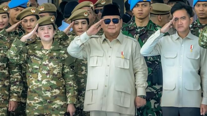 
					Foto: Ketua DPR RI, Puan Maharani, menghadiri Upacara Gelar Pasukan Operasional dan Kehormatan Militer TNI 2025 yang digelar di Pusat Pendidikan Kopassus (Dok. Instagram/@puanmaharaniri)