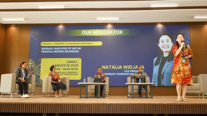 
					Foto: Kegiata diskusi bertajuk Migrasi yang Efektif untuk Pekerja Migran Indonesia pada Jumat (01/08/2025), yang berlangsung di Multifunction Hall, Kantor Kementerian Koordinator 3 IKN (Dok. Humas OIKN)