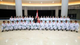 Foto: Pembacaan Ikrar Putra Indonesia oleh Pembina Upacara, Basuki Hadimuljono selaku Kepala Otorita IKN dalam momen pengukuhan Paskibraka Ibu Kota Nusantara (Dok. Humas OIKN)