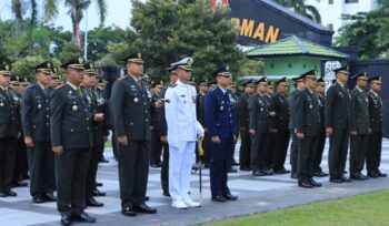 Foto: Upacara Peringatan Hari Ulang Tahun ke-80 Kemerdekaan Republik Indonesia tahun 2025 di Lapangan Upacara Makodam VI/Mulawarman, Balikpapan (Dok. Pendam VI/Mlw)