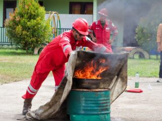 Foto: PT Pertamina EP (PEP) Sangatta Field menggelar sosialisasi penanganan kebakaran skala rumah tangga bagi warga Desa Sangkima, Kecamatan Sangatta Selatan, Kabupaten Kutai Timur pada akhir Juli lalu (Dok. PEP)