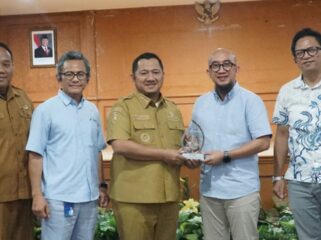 Foto: Kegiatan In-House Training Peningkatan Kapasitas dan Kompetensi ASN oleh Bupati PPU, Mundiyat Noor, di Aula Lantai I Kantor Bupati (Dok. Humas PPU)