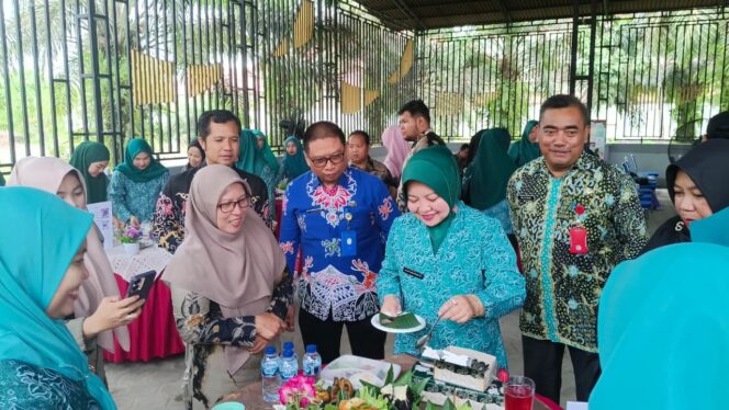 
					Foto: Festival Pangan Lokal Beragam, Bergizi, Seimbang, dan Aman (FPL B2SA) tingkat kabupaten (Dok: Istimewa)