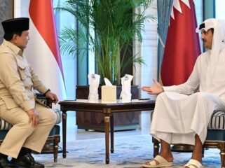 Foto: Presiden Republik Indonesia, Prabowo Subianto, melakukan pertemuan resmi dengan Emir Qatar, Yang Mulia Syekh Tamim bin Hamad Al-Thani (Dok. Instagram/@sekretariat.kabinet)