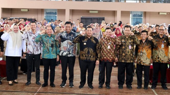
					Foto: Bupati Penajam Paser Utara (PPU) Mudyat Noor secara resmi membuka Focus Group Discussion (Dok. Humas PPU)