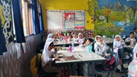 Foto: Penerima manfaat MBG (Dok: CahayaBorneo/AJI)