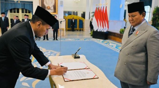 Foto: Presiden Republik Indonesia Prabowo Subianto secara resmi melantik dua wakil menteri Kabinet Merah Putih dan dua asisten khusus presiden di Istana Negara, Jakarta, pada Rabu, 8 Oktober 2025 (Dok. BPMI Setpres)