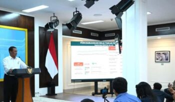 Foto: Menteri Pertanian Andi Amran Sulaiman memberikan keterangannya kepada awak media di Istana Kepresidenan, Jakarta, pada Kamis, 9 Oktober 2025 (Dok. BPMI Setpres)
