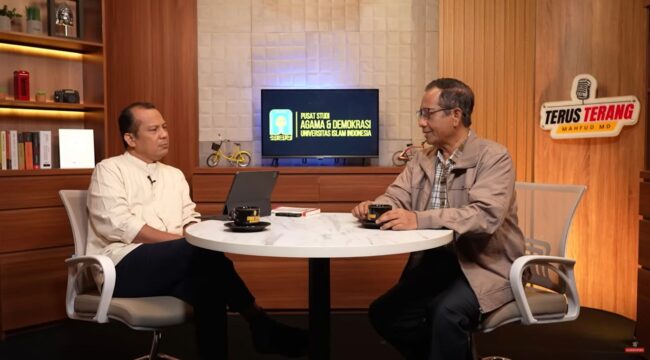 Foto: Tangkapan layar podcast Mahfud MD (Dok. Youtube/@MahfudMD)