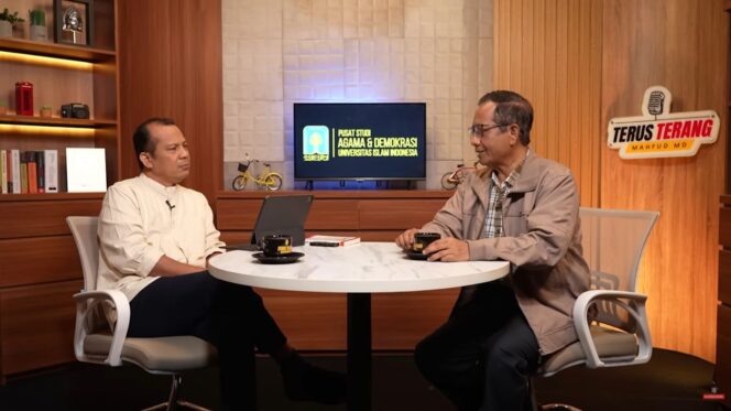 
					Foto: Tangkapan layar podcast Mahfud MD (Dok. Youtube/@MahfudMD)