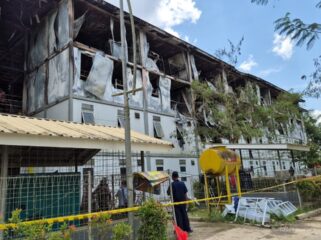 Foto: Kondisi Hunian Pekerja Konstruksi (HPK) Tower Nusa Indah atau Tower 14, Site 1A setelah kebakaran (Dok. Humas OIKN)