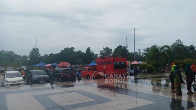 
					Foto: Daerah PPU yang diguyur hujan seharian (Dok: Cahaya Borneo/AJI)
