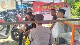 Foto: Suasana kegiatan Jumat Curhat Polsek Penajam, di mana warga menyampaikan keluhan dan masukan langsung kepada jajaran kepolisian. (Dok. Polres PPU)
