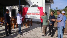 Foto: Direktur PT Benua Taka Wailawi (BTW), Zaenul Arifin, bersama jajaran manajemen dan perwakilan Pemerintah Kabupaten Penajam Paser Utara saat meresmikan kantor baru PT BTW di Perumahan Benuo Mekar Regency, Minggu (2/11/2025). (Dok. Humas PPU)