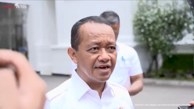 
					Foto: Tangkapan layar Menteri Energi dan Sumber Daya Mineral (ESDM) Bahlil Lahadalia  (Dok. Youtube/@sekretariatpresiden)