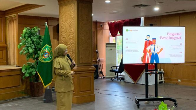 
					Foto: Kegiatan dvokasi dan sosialisasi kebijakan perlindungan perempuan dan anak (Dok. Diskominfo PPU)