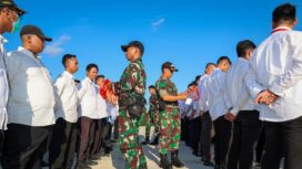 Foto: Ratusan pegawai ASN Otorita IKN melaksanakan misi retret pegawai tahun 2025 di Puslatpur Amborawang, Kodam VI/Mulawarman, Rabu (05/11/2025). (Dok. Humas OIKN)