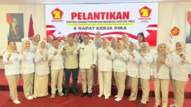 Foto: Wakil Gubernur Kalimantan Timur Seno Aji bersama jajaran pengurus Partai Gerindra dan Perempuan Indonesia Raya (PIRA) berfoto bersama usai pelantikan lima Pimpinan Cabang (PC) PIRA se-Kaltim, termasuk PC PIRA Penajam Paser Utara yang dipimpin Indrayani, di Samarinda, Selasa (11/11/2025). (Dok. Istimewa)